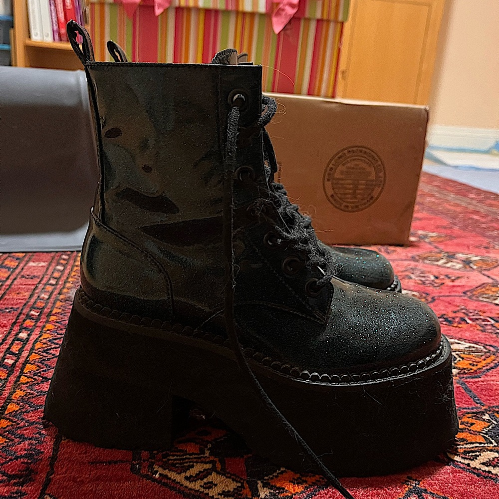 dELIA*s Combat Platform Boot Emerald Green Sparkle Women’s Size 6 Y2K 90’s